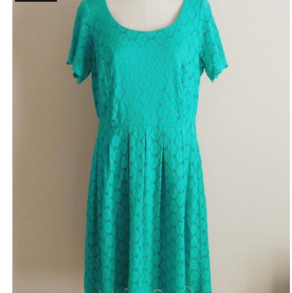 Turquoise teal lace dress. - Picture 3 of 4